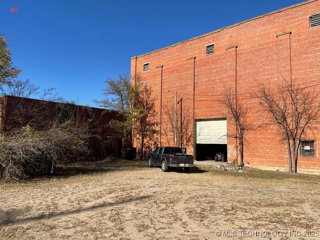 305 B Se Property Photo 2