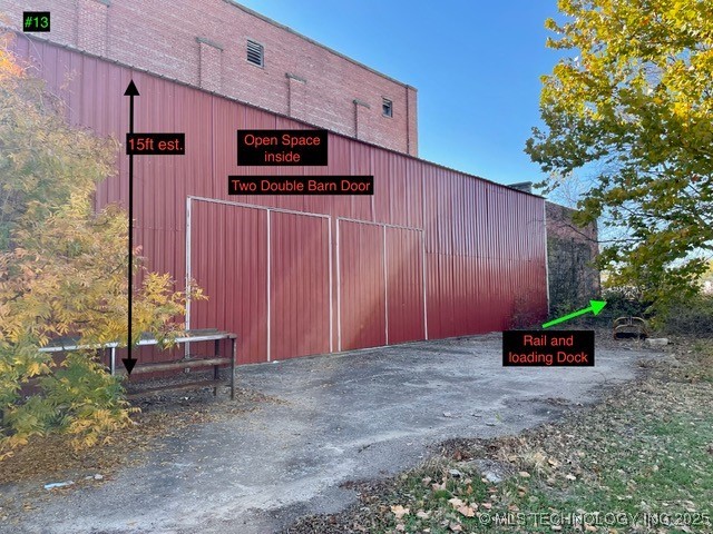 305 B Se Property Photo 13