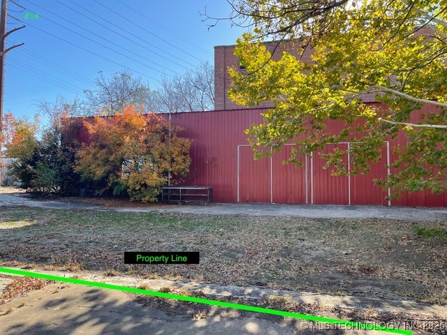 305 B Se Property Photo 14