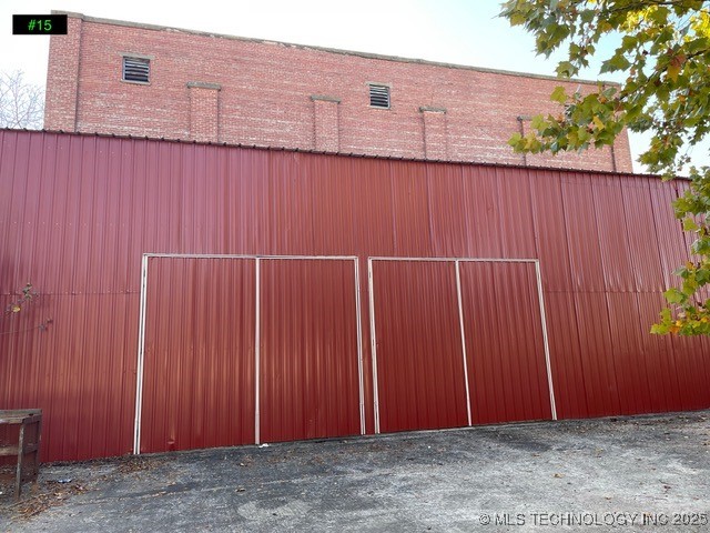 305 B Se Property Photo 15