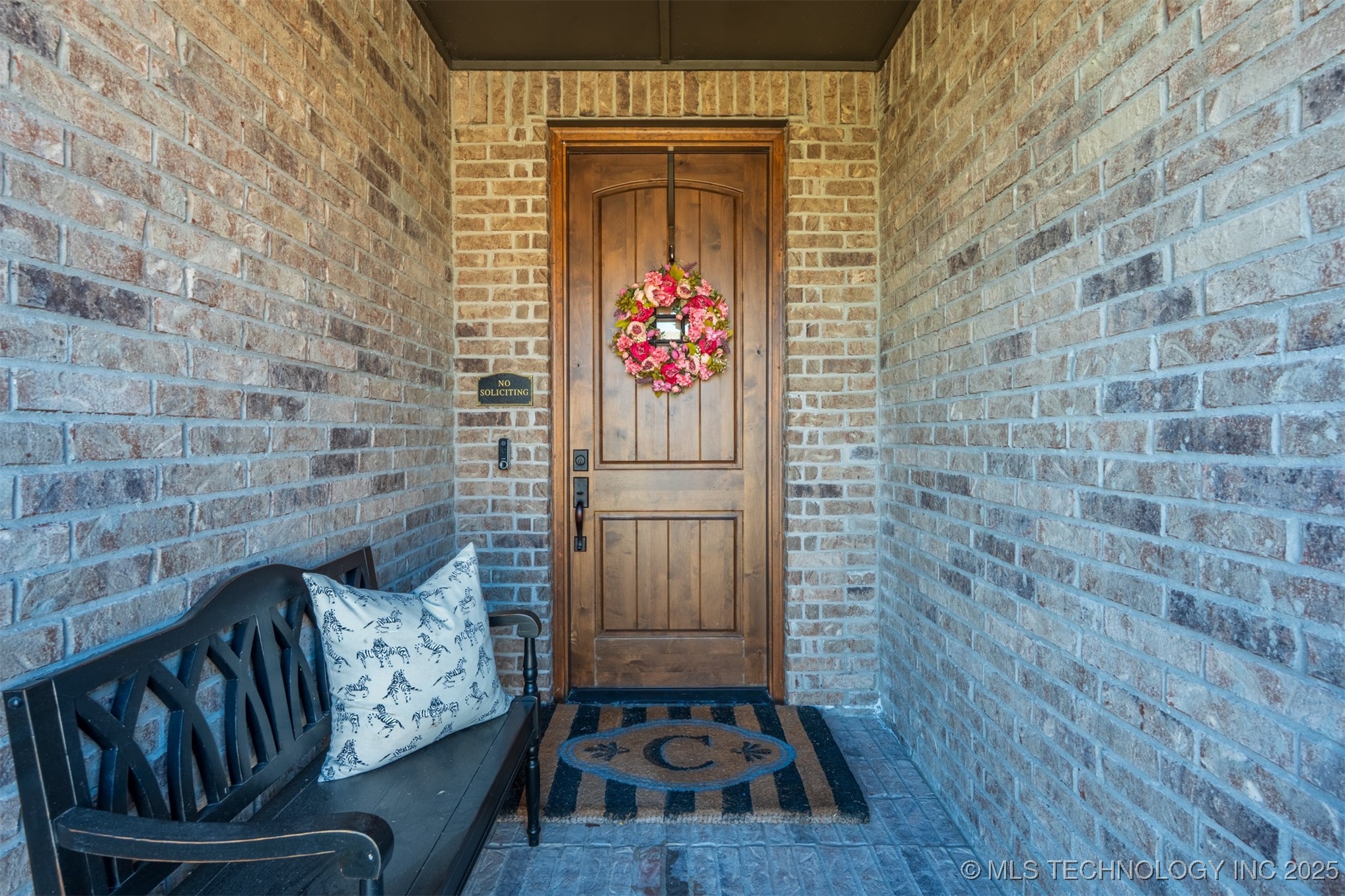 2923 E Portland Street Property Photo 7