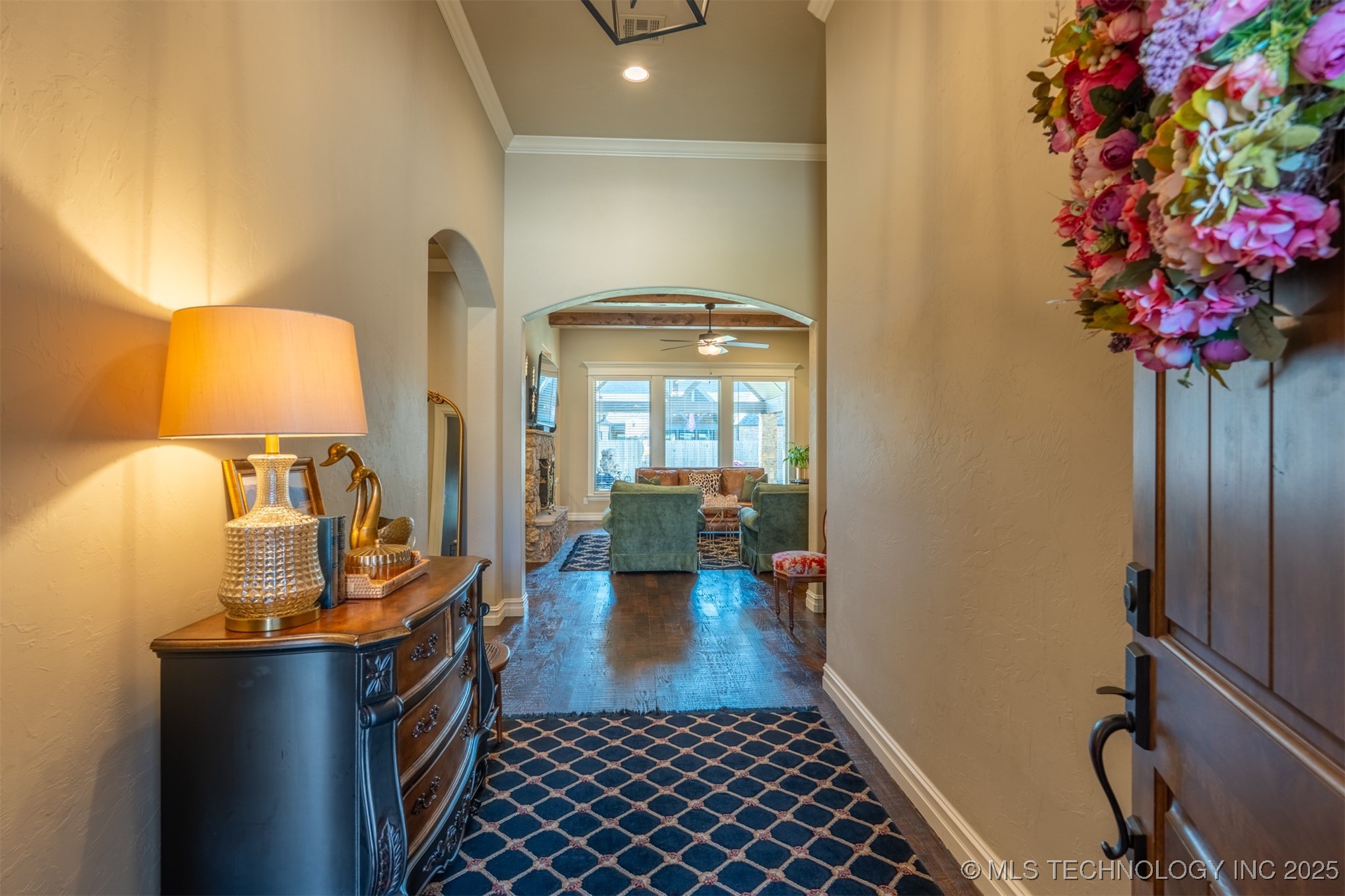 2923 E Portland Street Property Photo 8