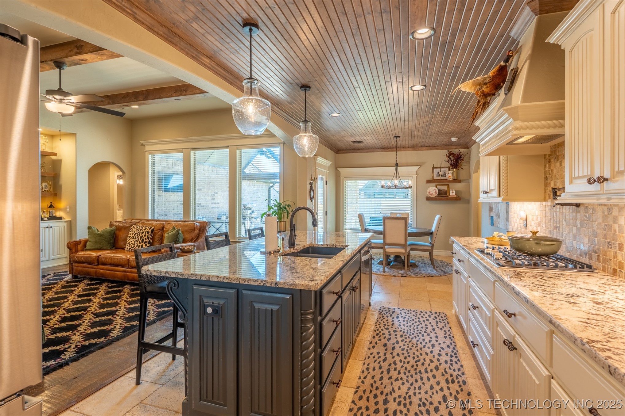 2923 E Portland Street Property Photo 14