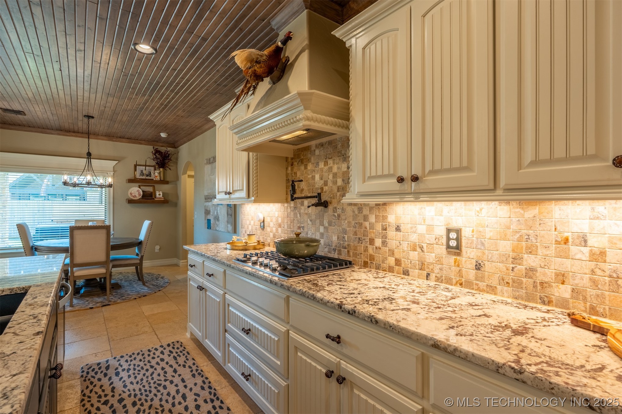 2923 E Portland Street Property Photo 16