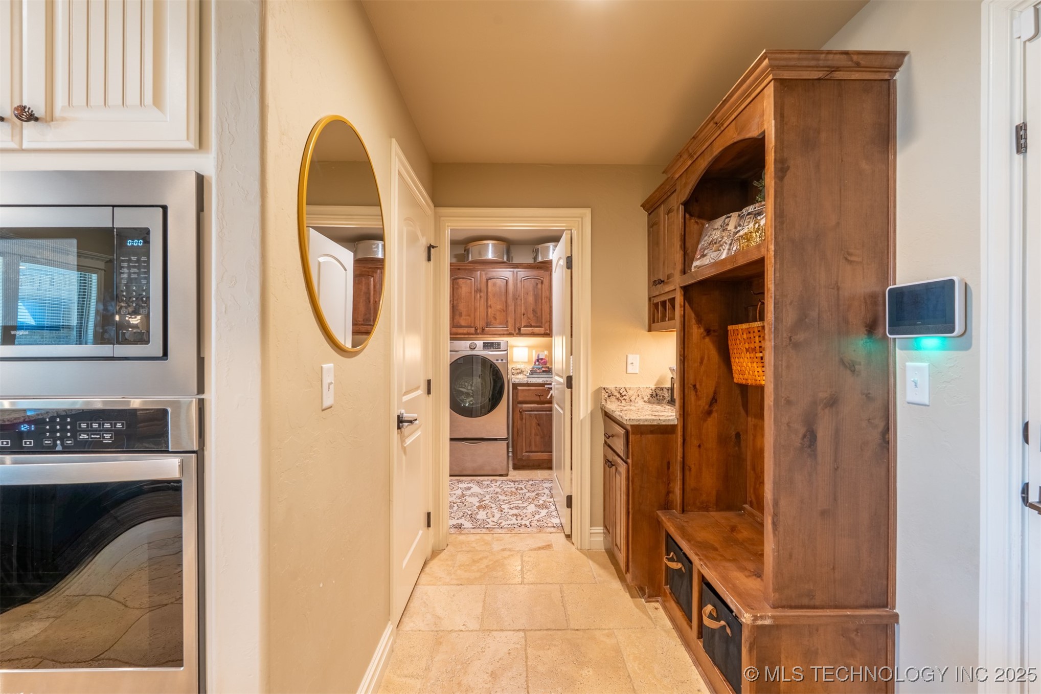 2923 E Portland Street Property Photo 21