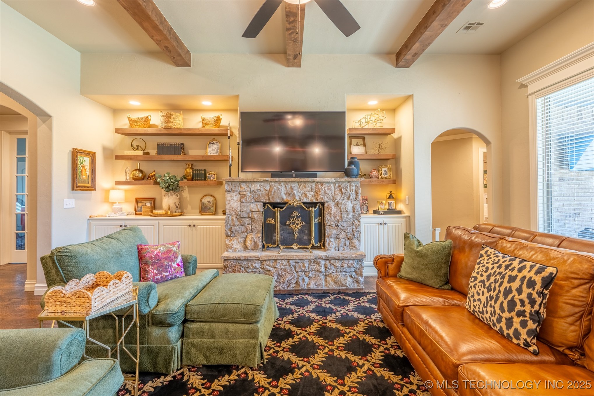 2923 E Portland Street Property Photo 24