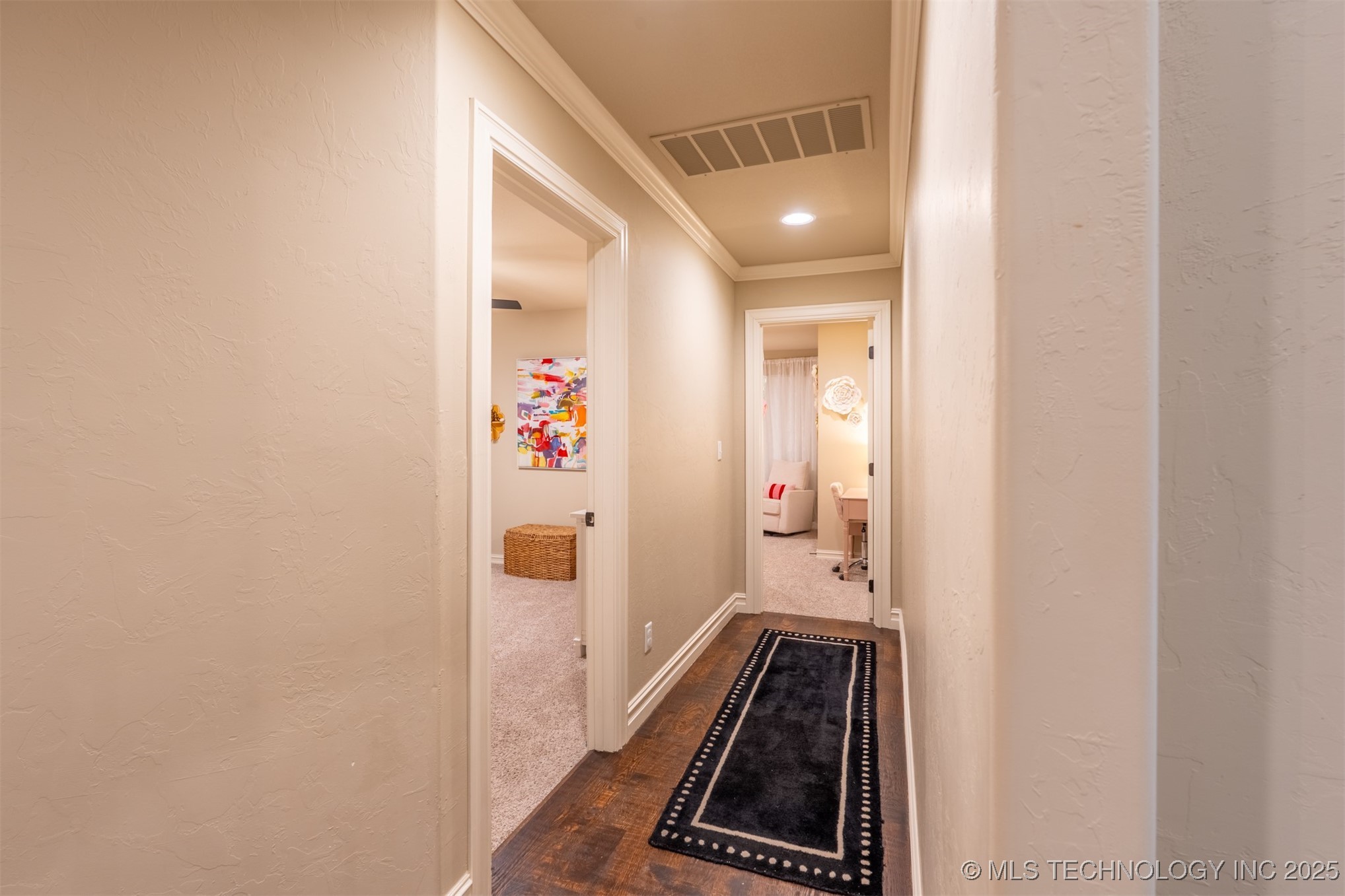 2923 E Portland Street Property Photo 25