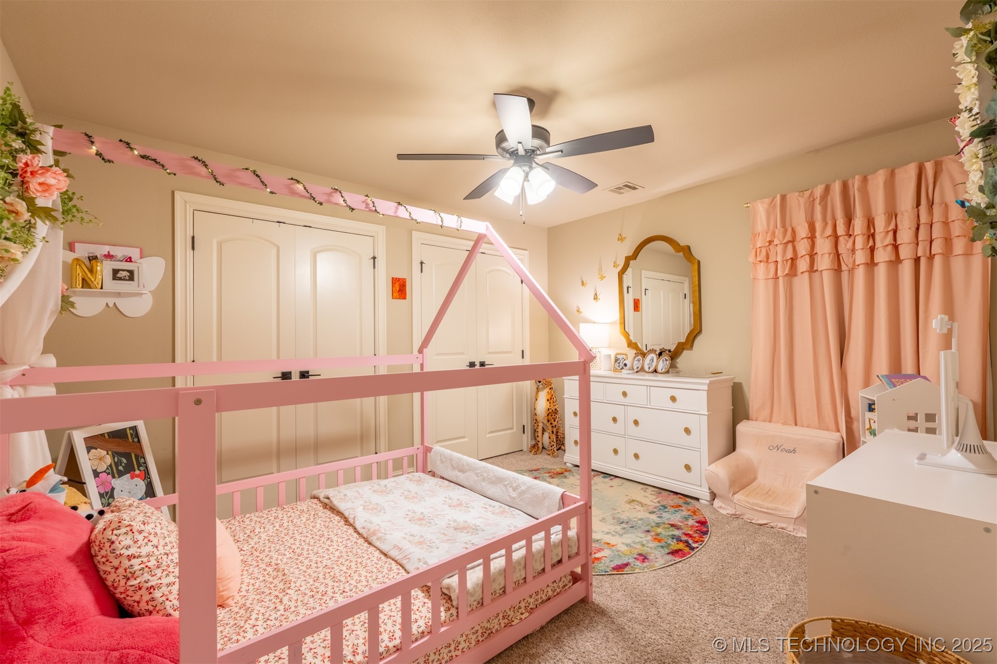 2923 E Portland Street Property Photo 32