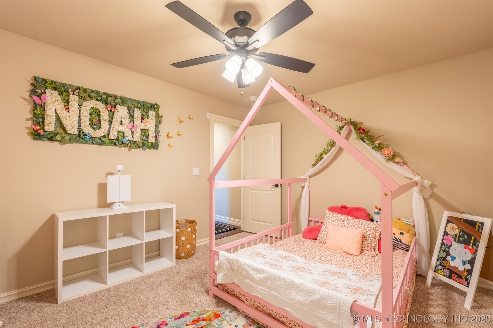 2923 E Portland Street Property Photo 33