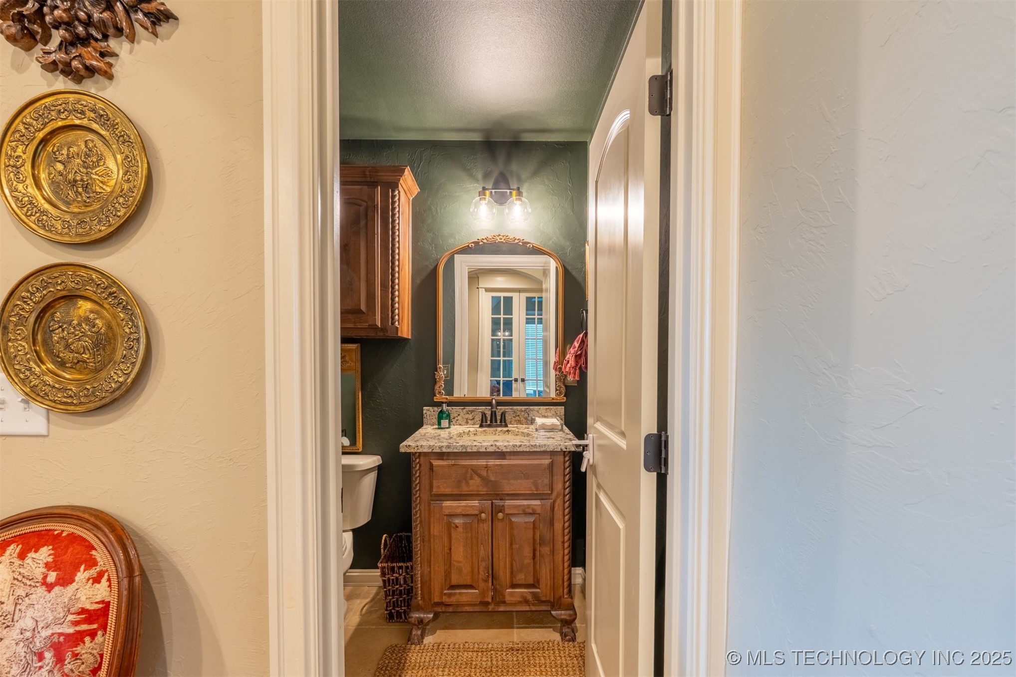 2923 E Portland Street Property Photo 34