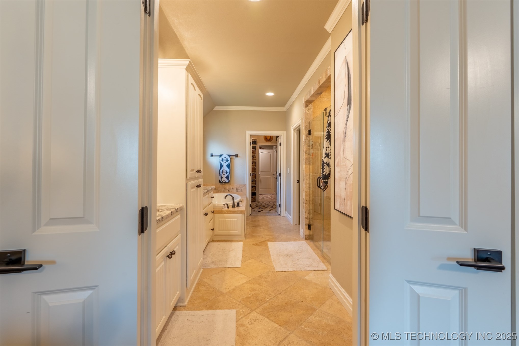 2923 E Portland Street Property Photo 42