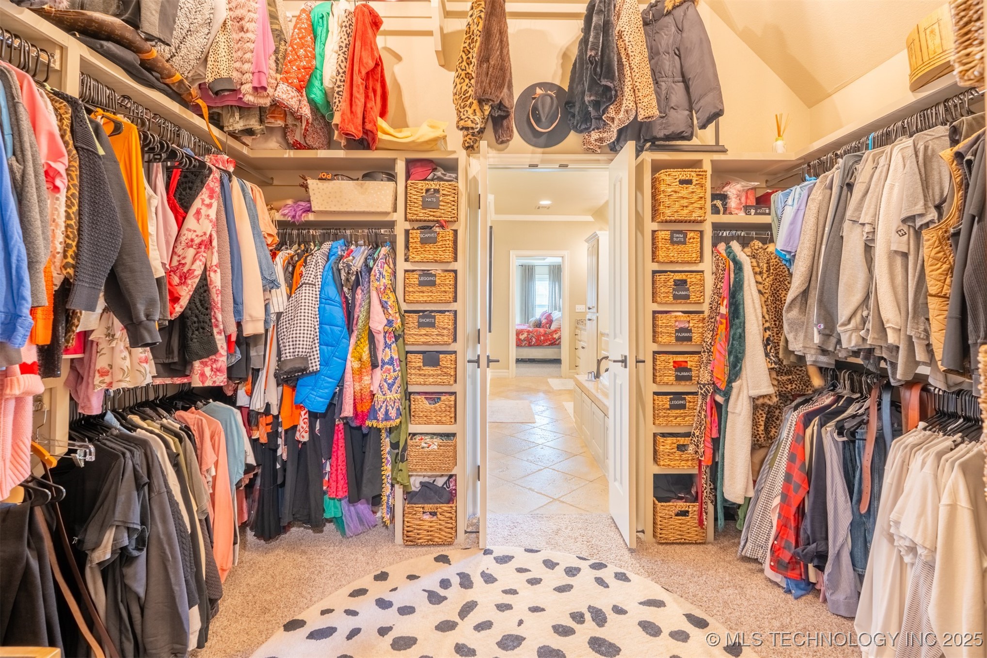 2923 E Portland Street Property Photo 46