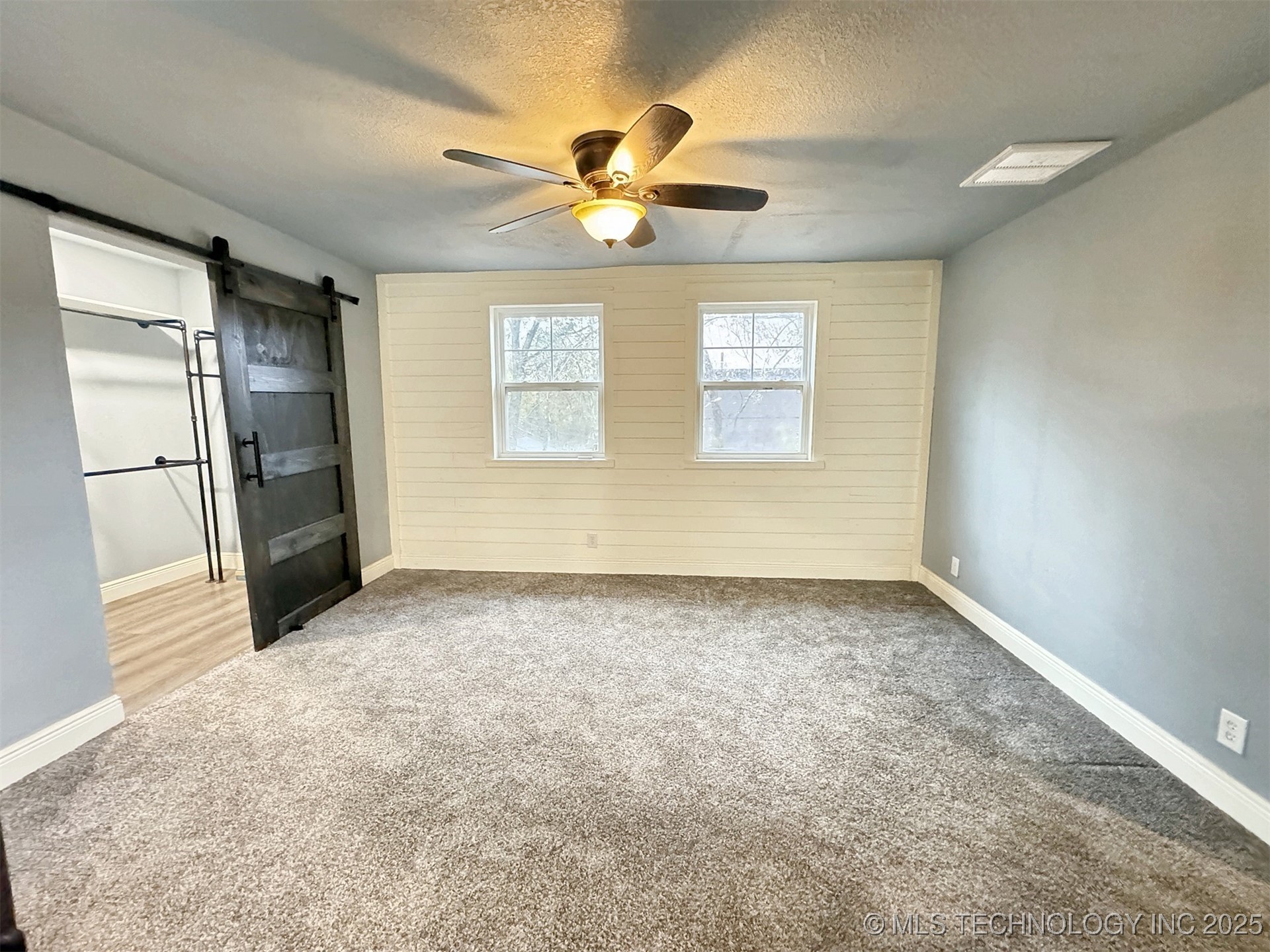 1420 W Broadway Street Property Photo 44