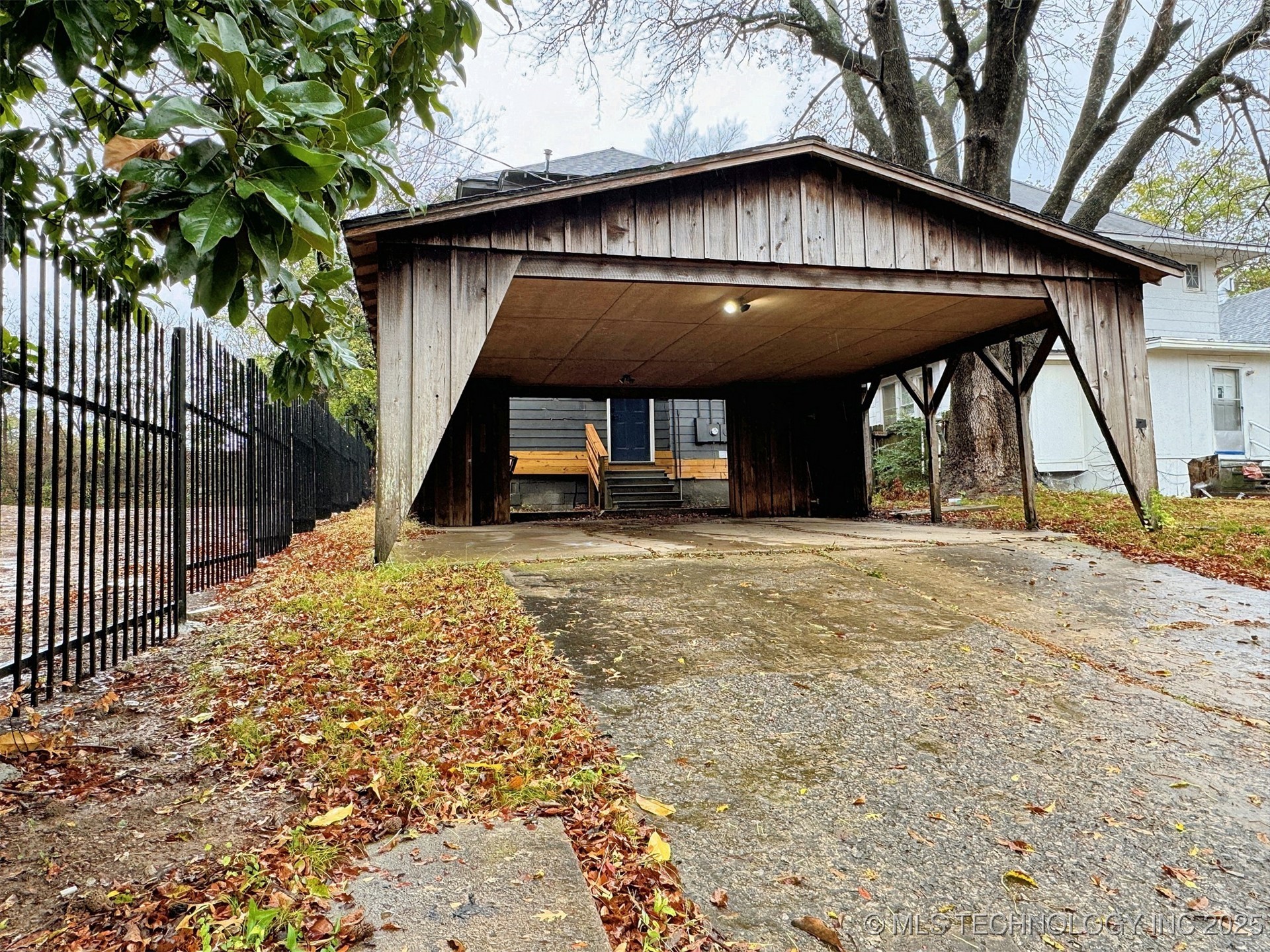 1420 W Broadway Street Property Photo 66