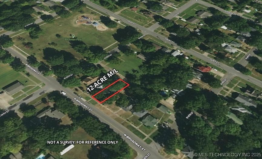 1420 W Broadway Street Property Photo 79