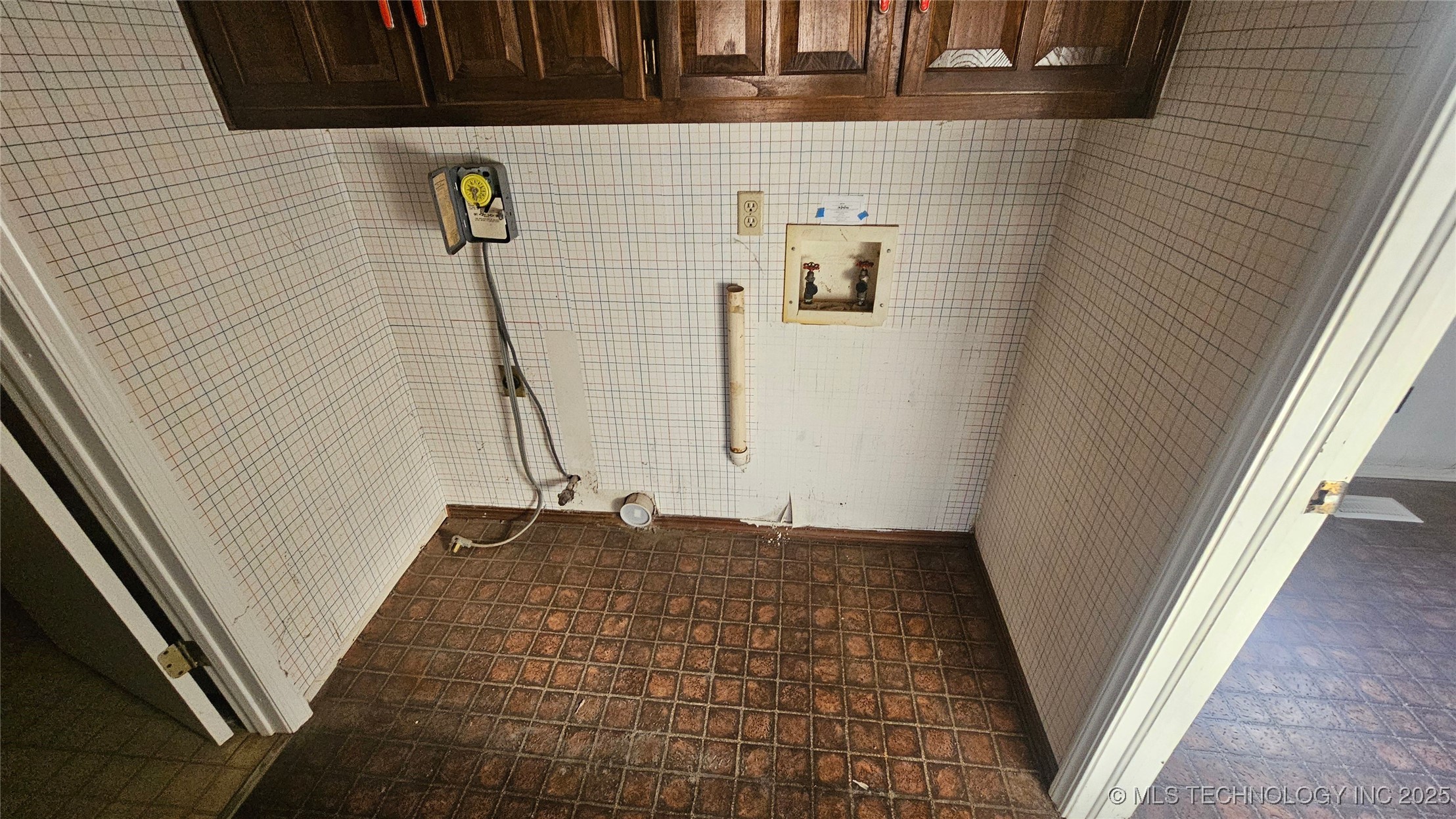 25302 E 64th Street S Property Photo 12