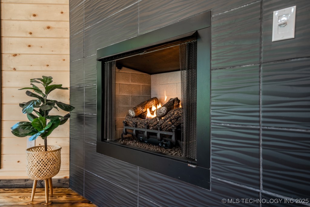 75 Redbud Springs Trail Property Photo 6