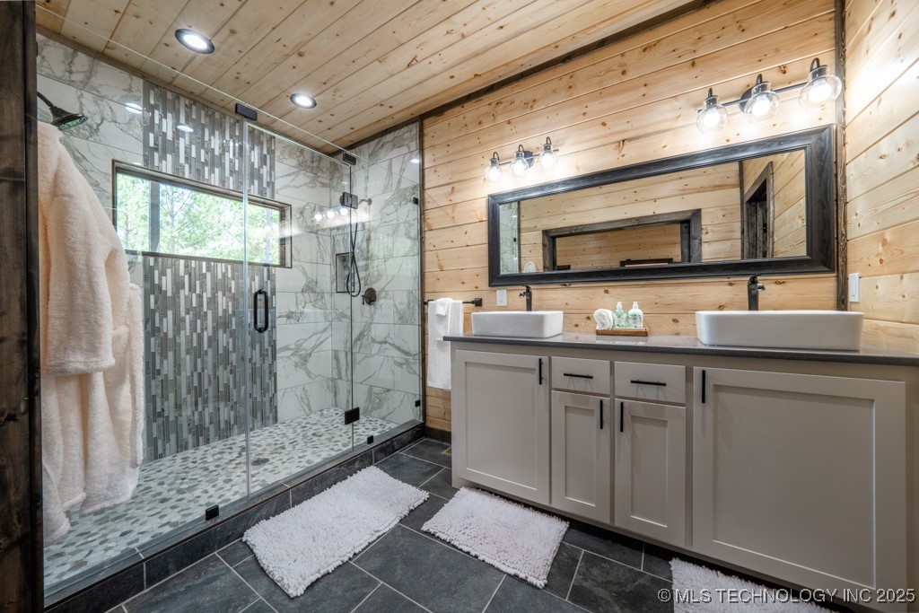 75 Redbud Springs Trail Property Photo 28