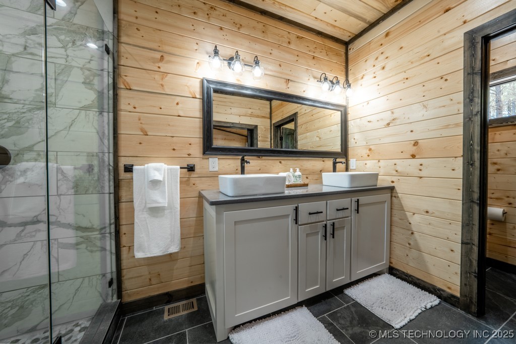 75 Redbud Springs Trail Property Photo 30