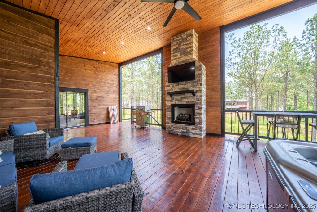 75 Redbud Springs Trail Property Photo 35