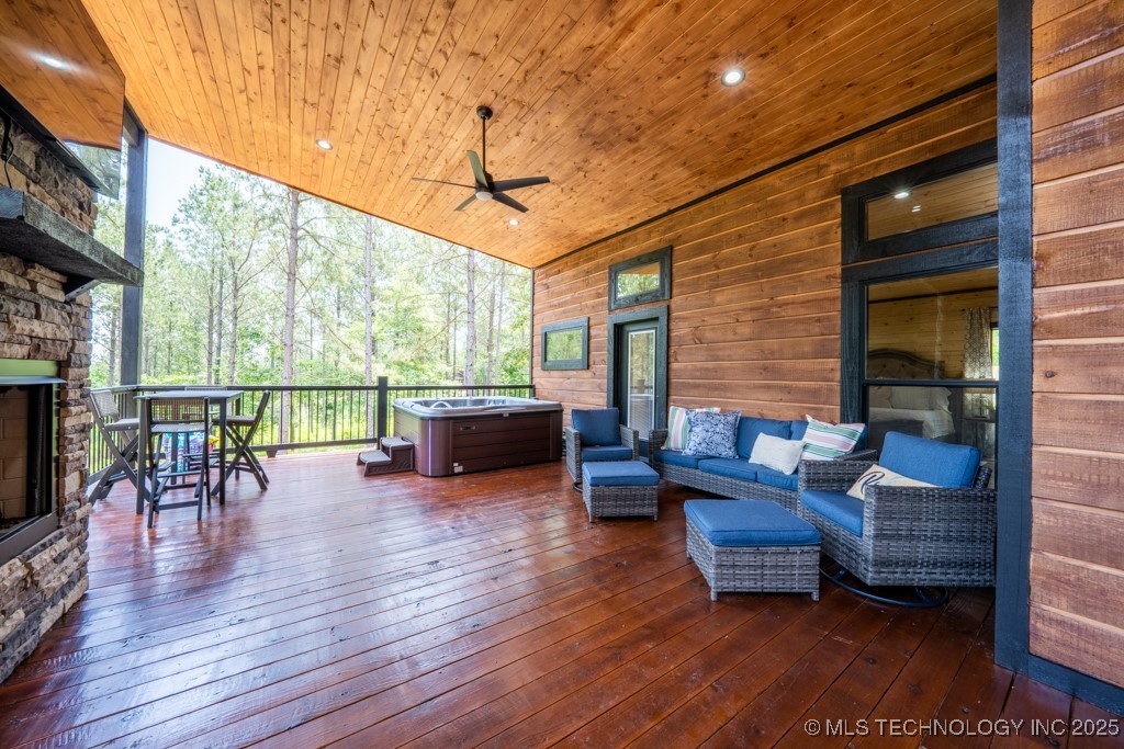 75 Redbud Springs Trail Property Photo 36