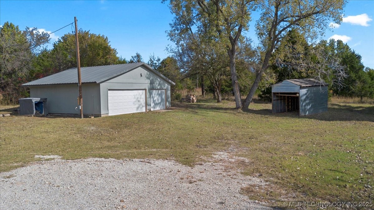 2545704 Property Photo 5