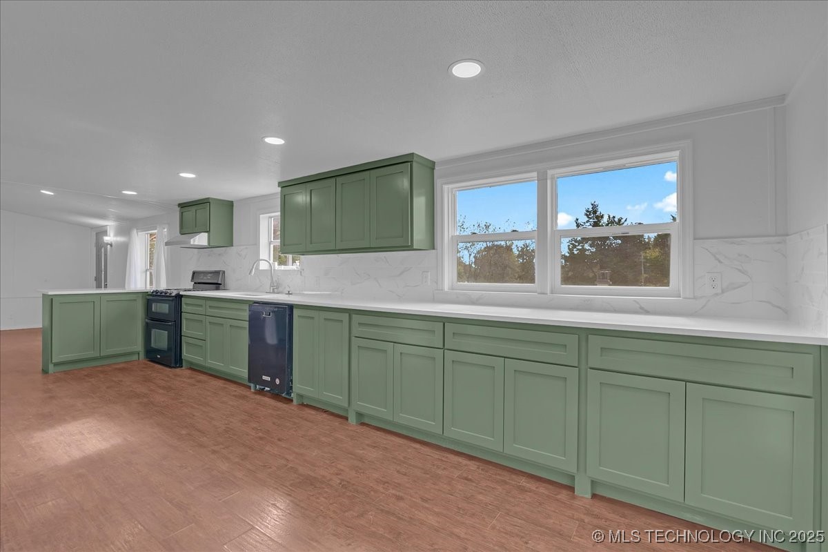 2545704 Property Photo 28