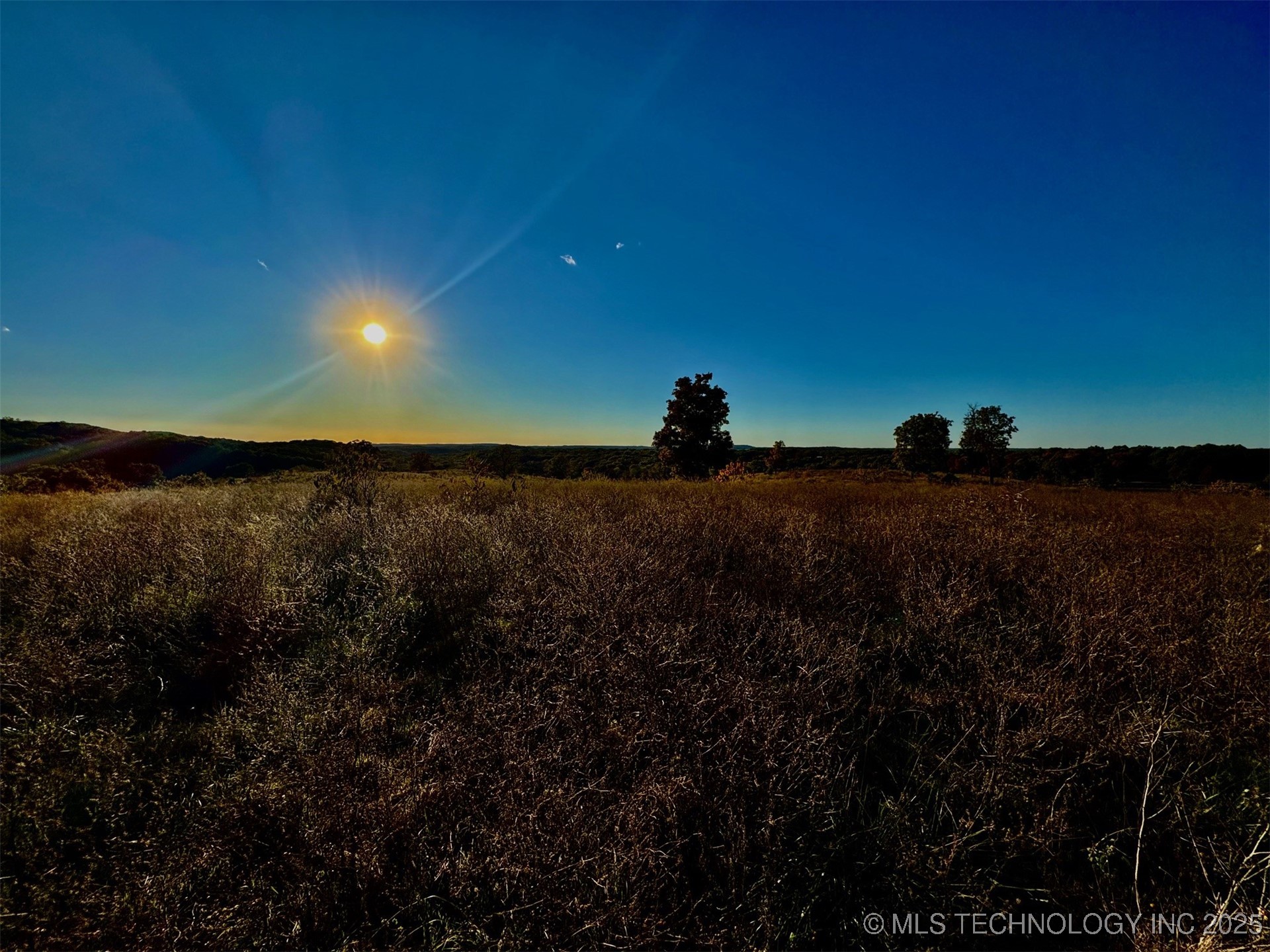 100 Highway Property Photo 9