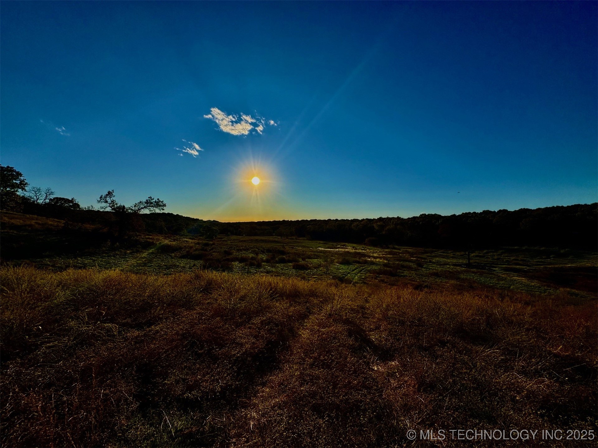 100 Highway Property Photo 10