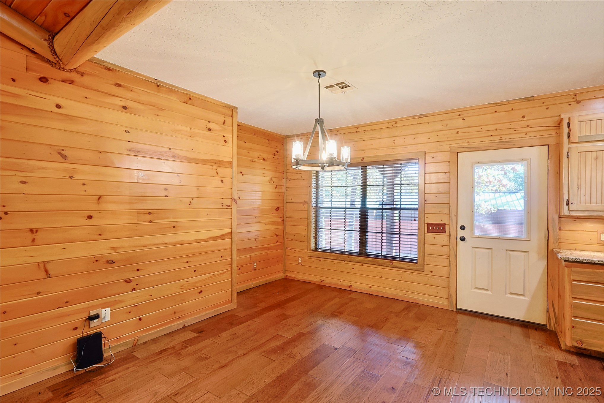 124 London Dock Lane Property Photo 25