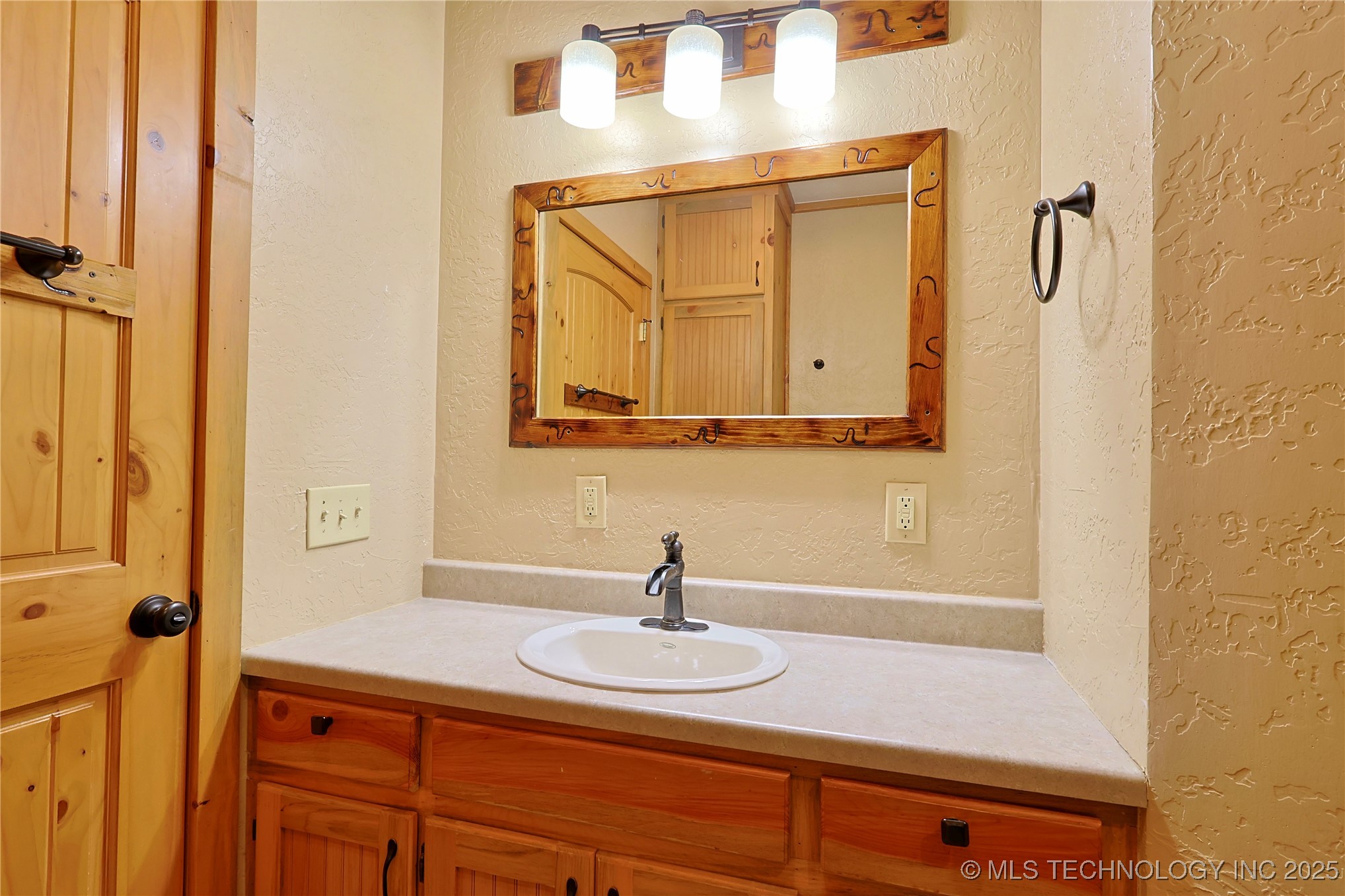 124 London Dock Lane Property Photo 35