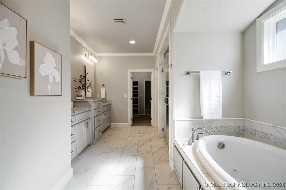 7710 N 147th East Avenue Property Photo 9