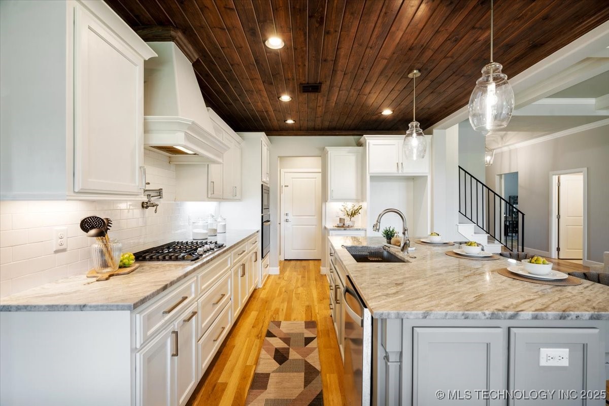 7710 N 147th East Avenue Property Photo 28