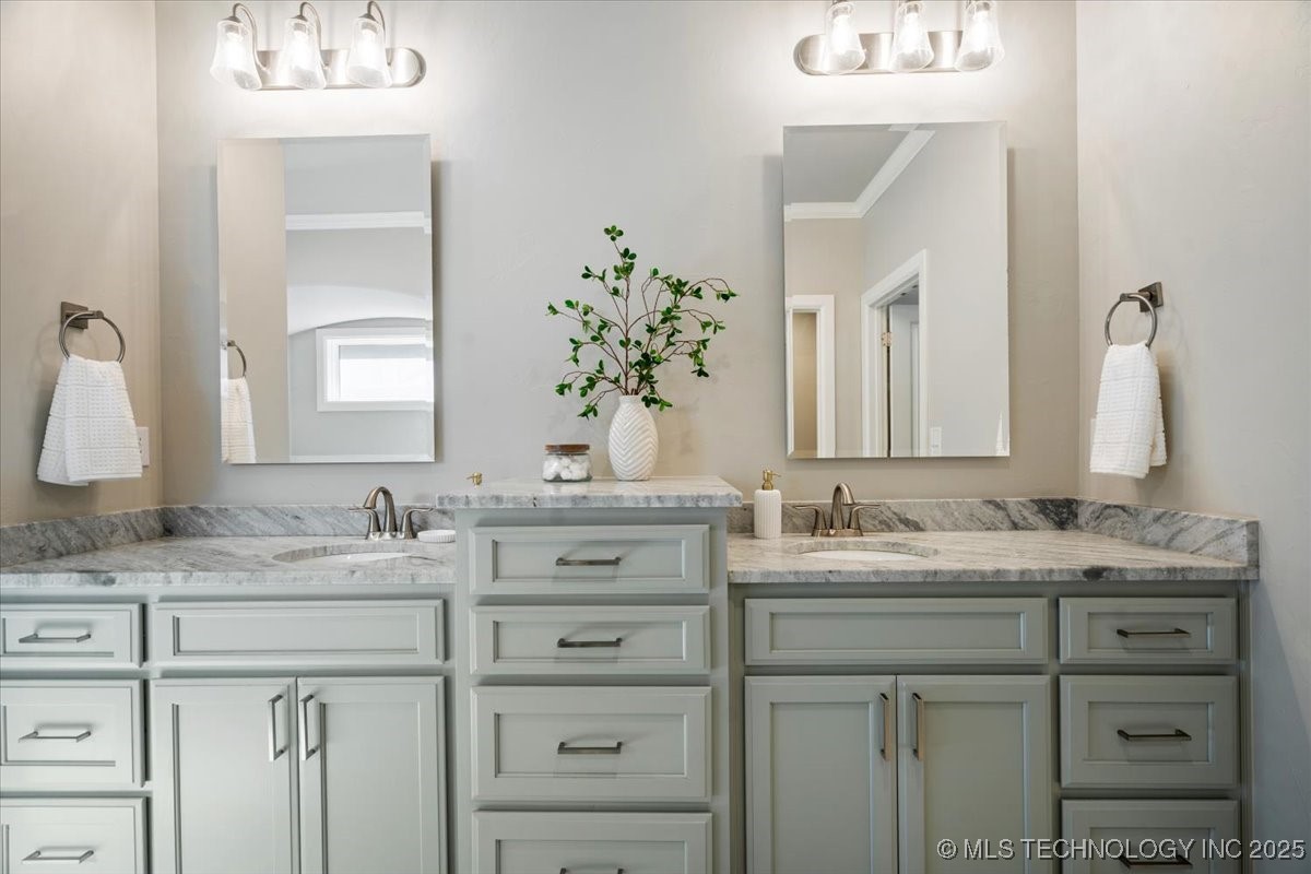 7710 N 147th East Avenue Property Photo 37