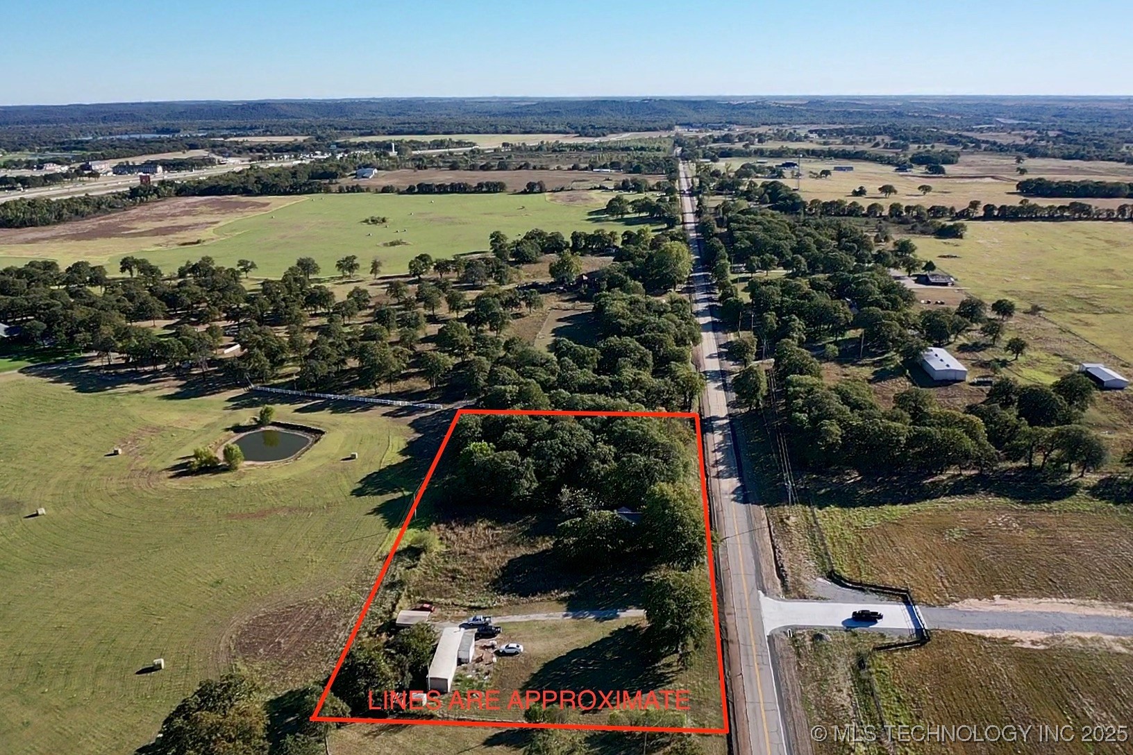 Hwy 77 Property Photo 6