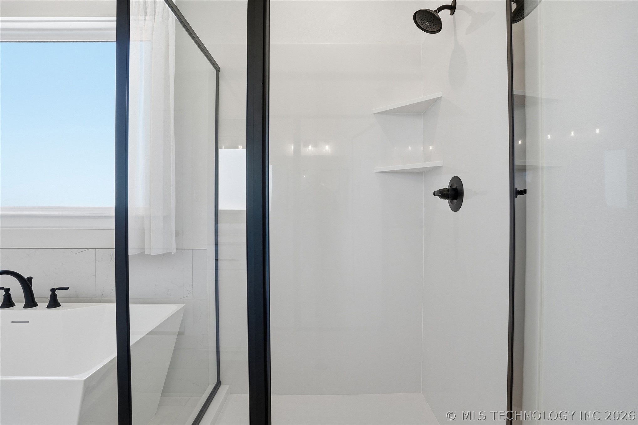 16313 E 102nd Street N Property Photo 32