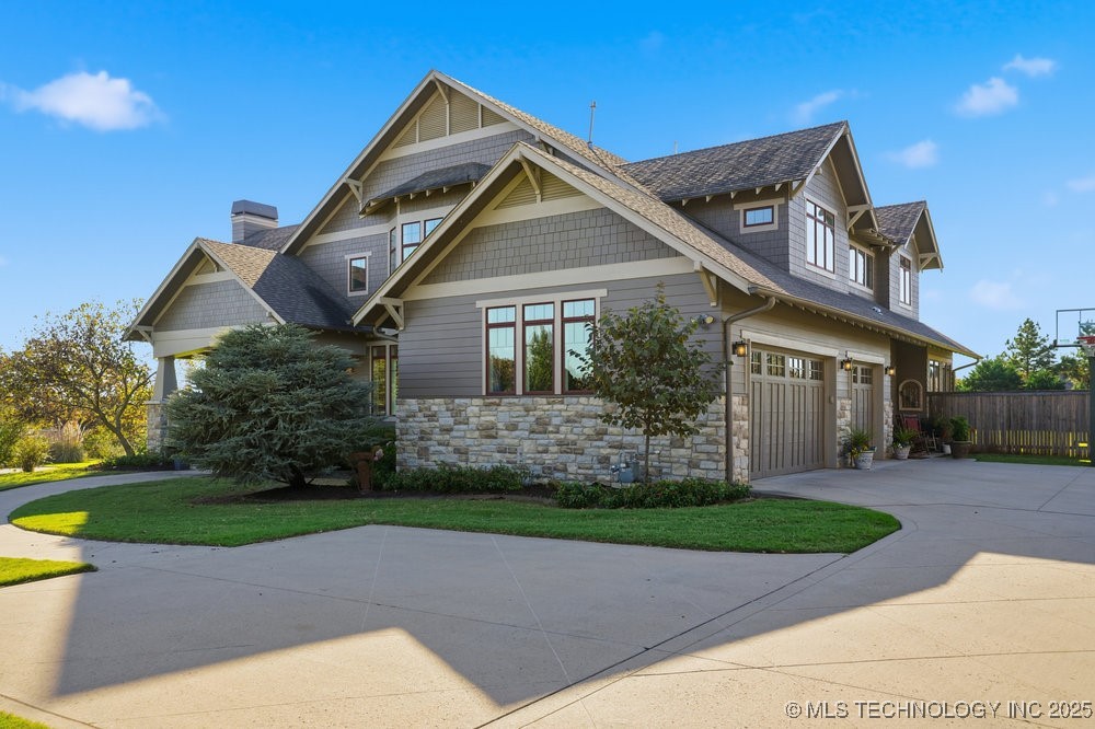 418 E 111th Street S Property Photo 4