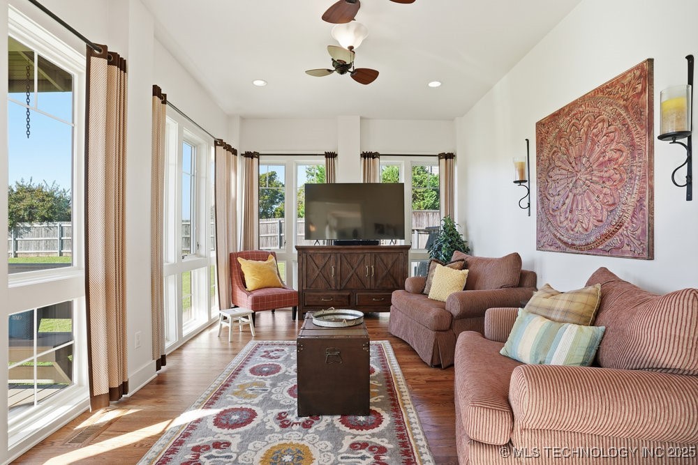 418 E 111th Street S Property Photo 23