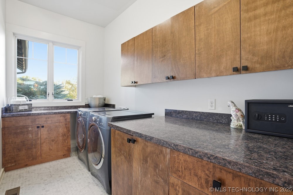 418 E 111th Street S Property Photo 28