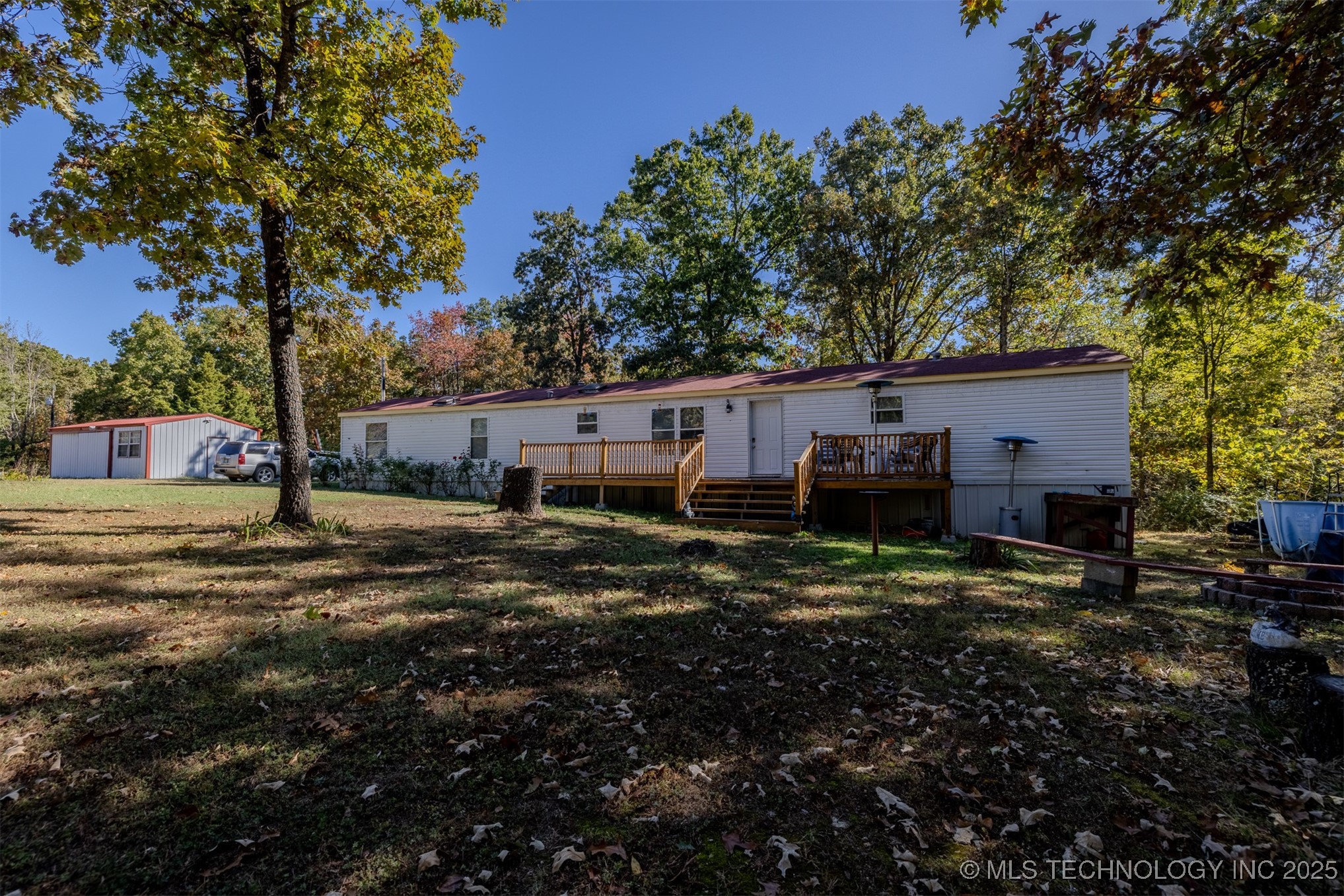 466058 S 800 Road Property Photo 2