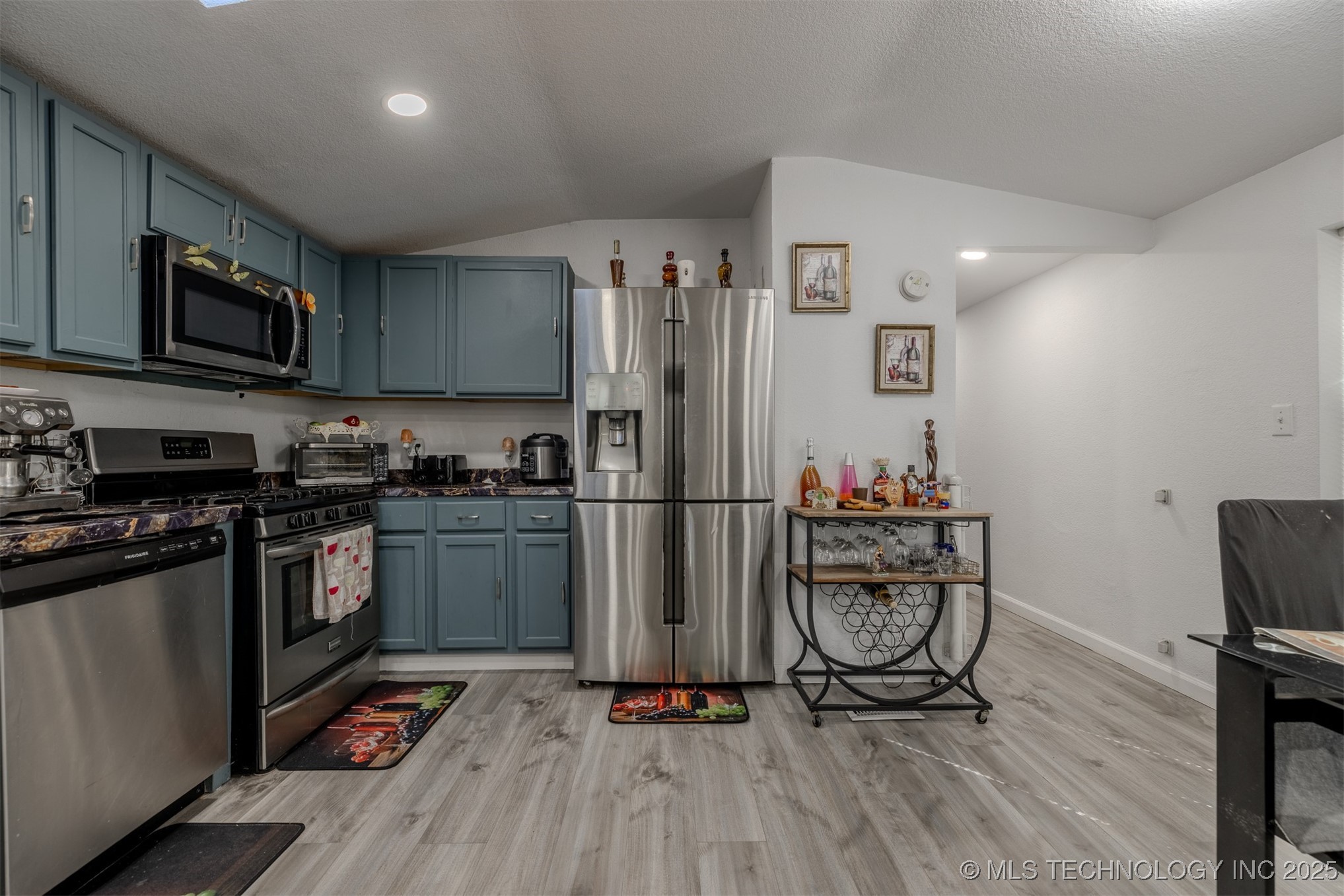 466058 S 800 Road Property Photo 15