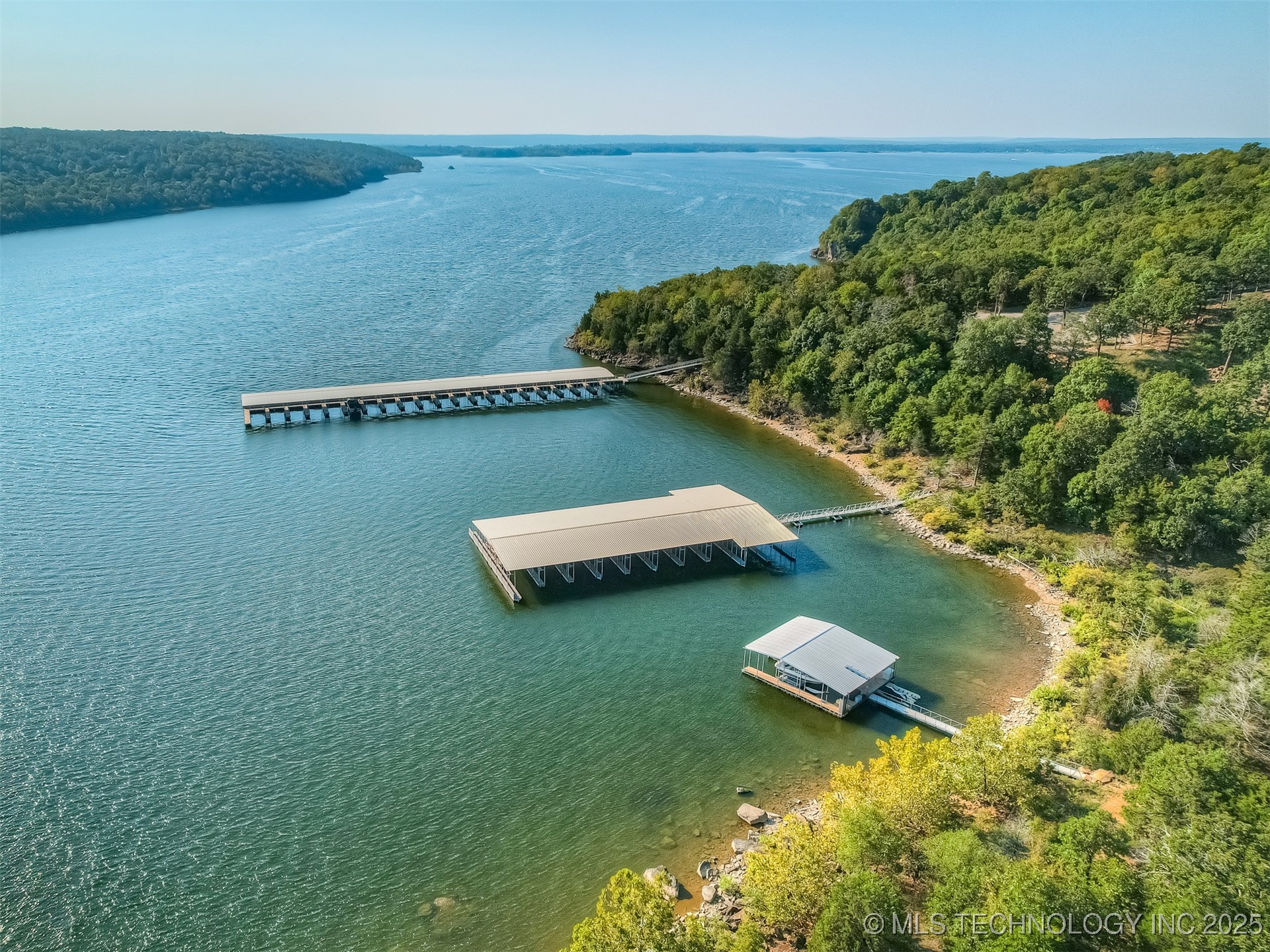 248 Patriot Pointe Property Photo 8