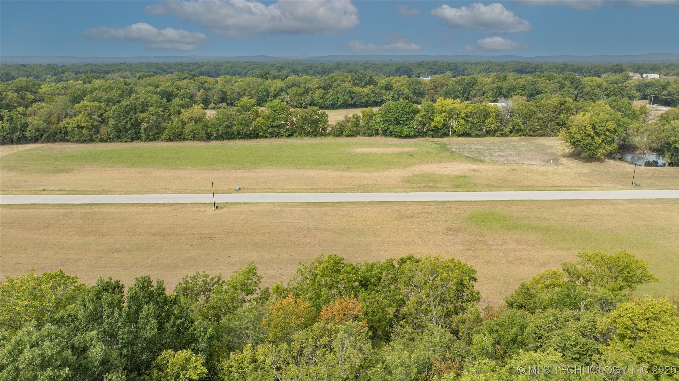 24138 W 3983 Drive Property Photo 2