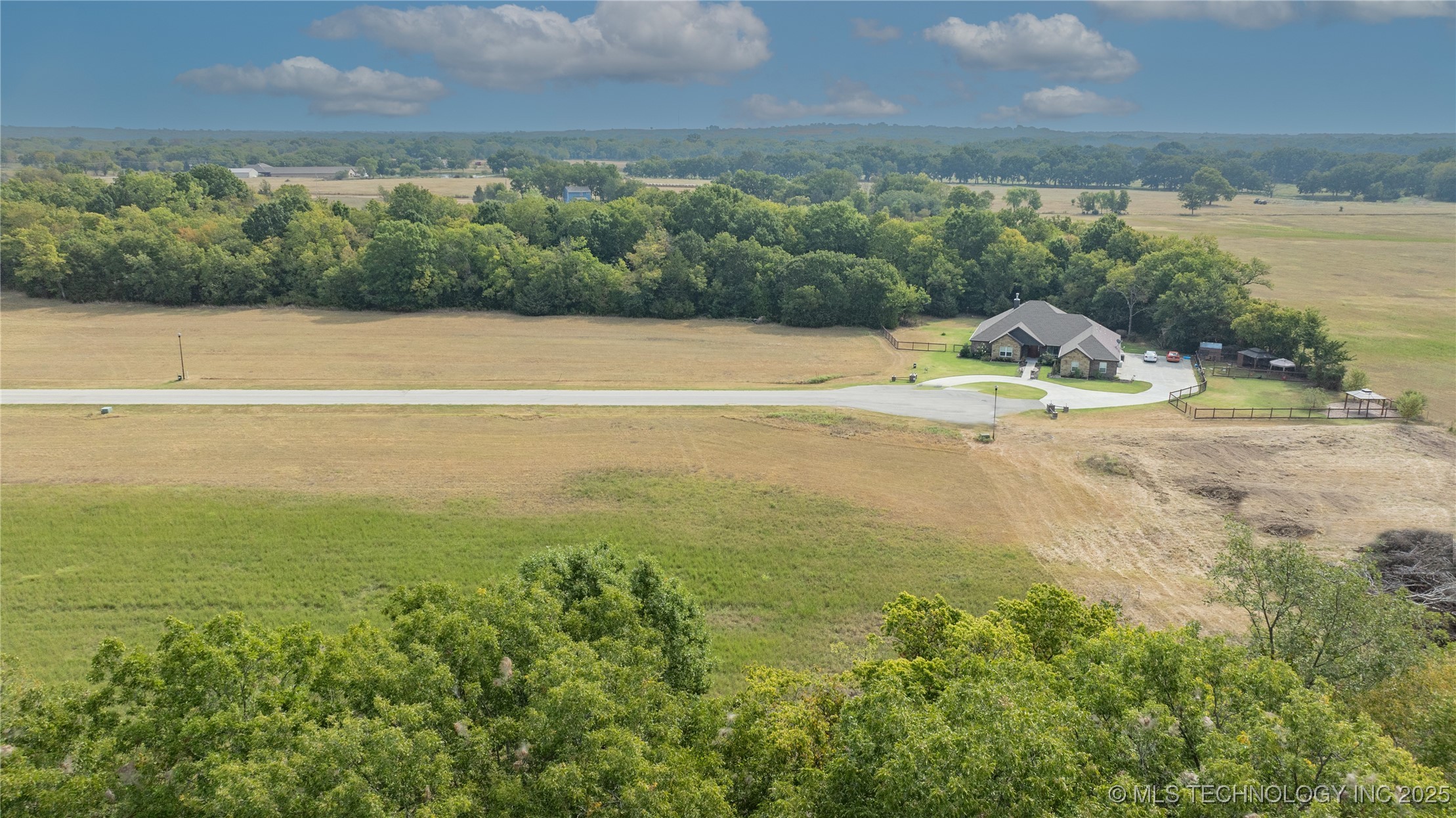 24197 W 3983 Drive Property Photo 2