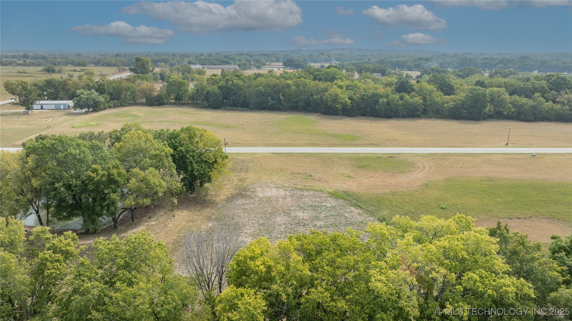 24099 W 3983 Drive Property Photo 2