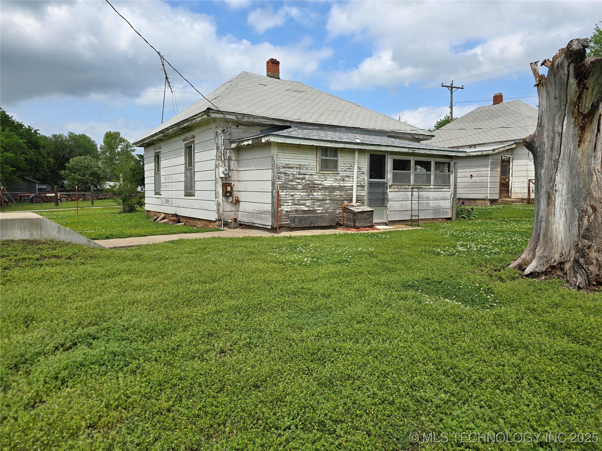 318 5 Th Street Property Photo 7