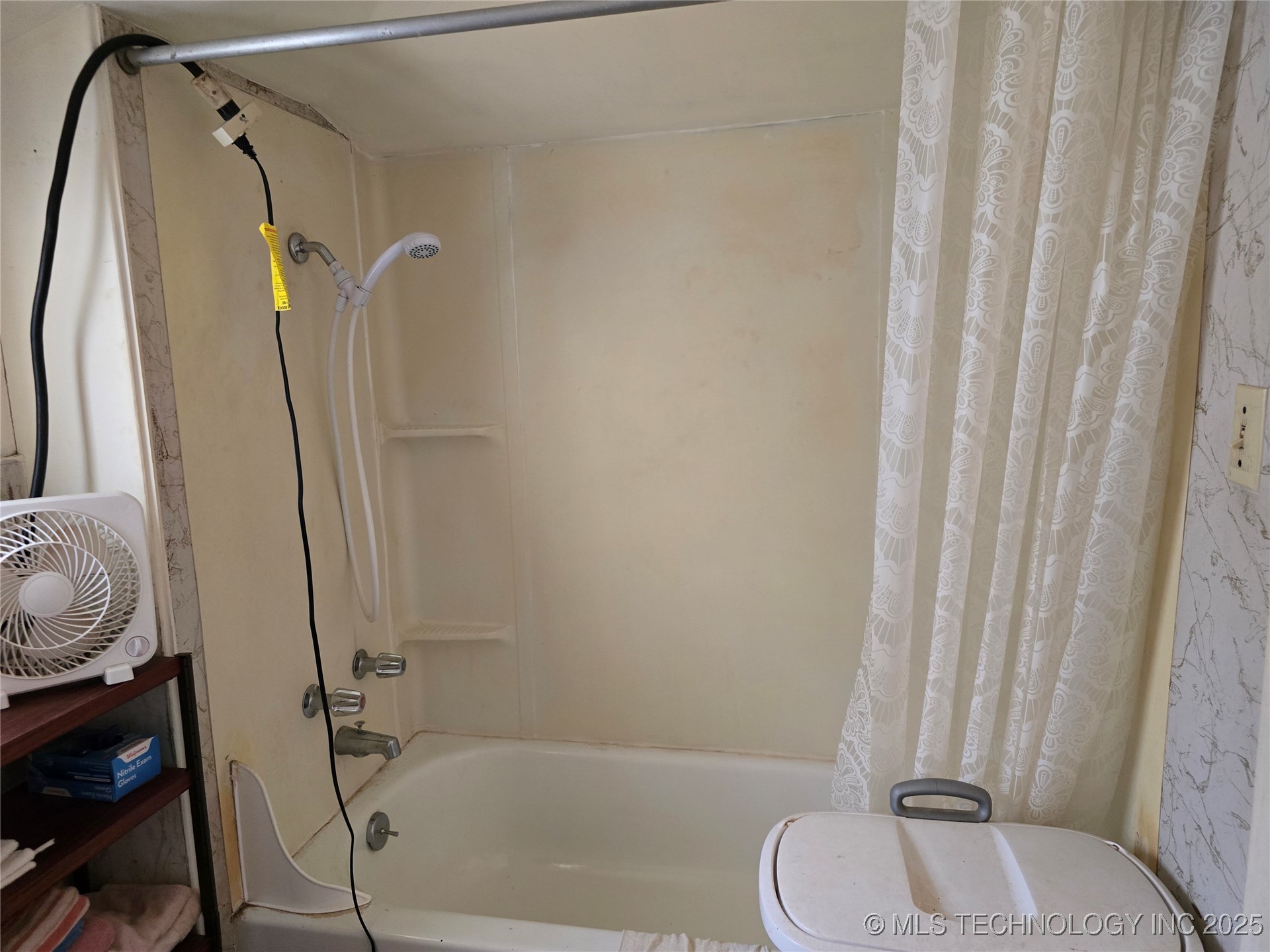 318 5 Th Street Property Photo 17