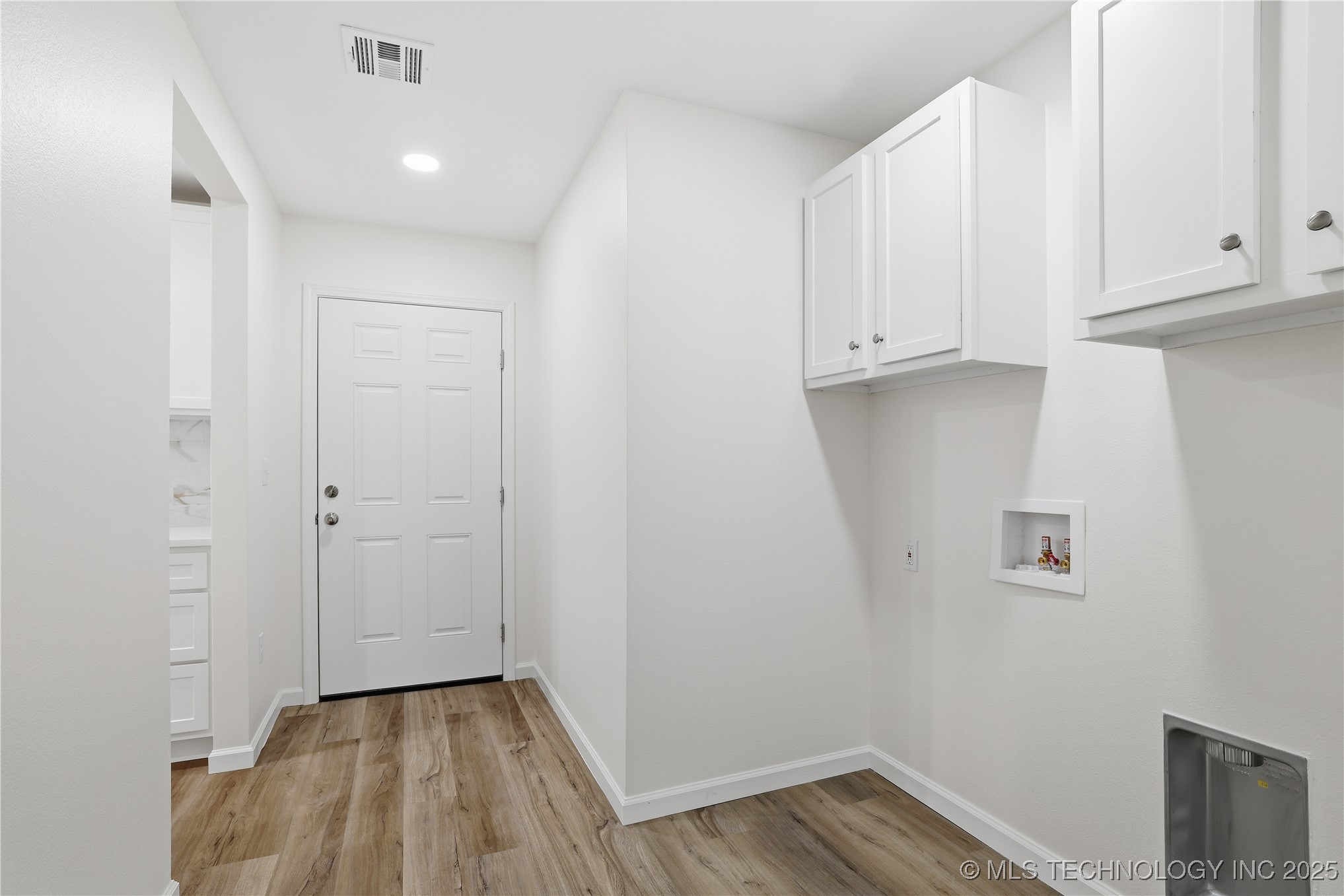 223 Se 3rd Property Photo 7