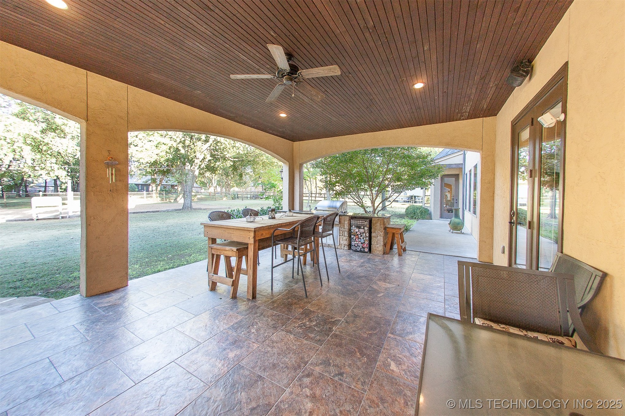 18533 E Crooked Oak Drive Property Photo 13