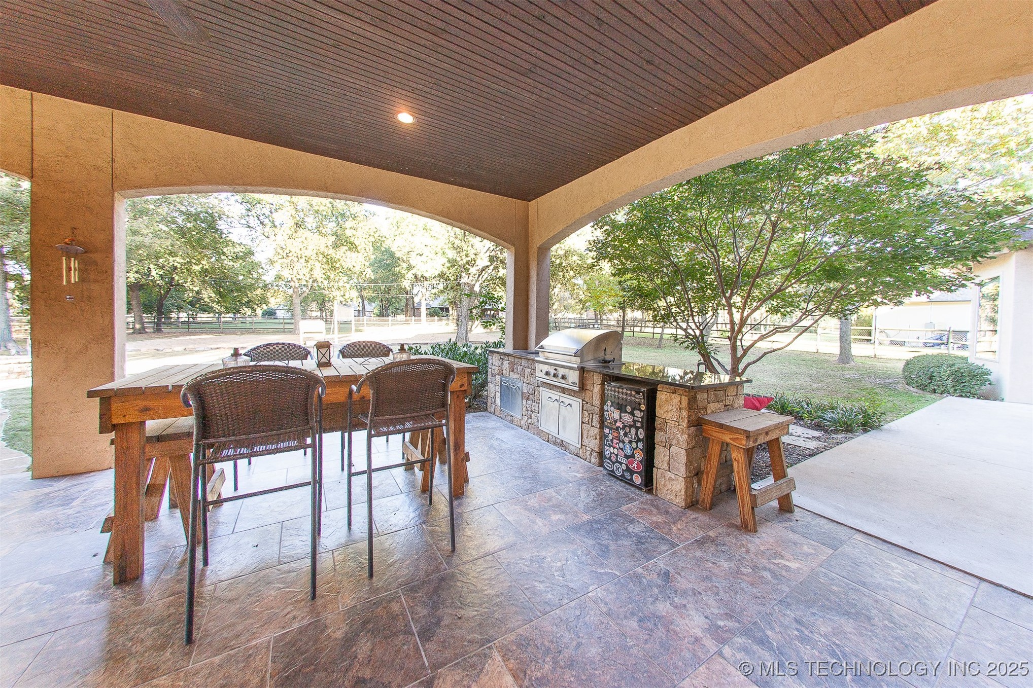 18533 E Crooked Oak Drive Property Photo 14